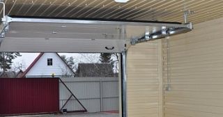 Купить гаражные ворота подъемные Благовещенск, цена от 3949 руб.